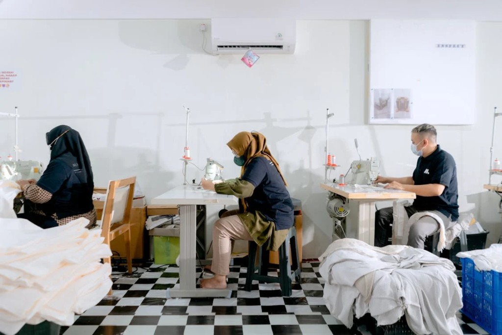 ethical-labor-practices-in-the-slow-fashion-industry